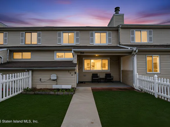 35 Melissa St #A, Staten Island, NY 10314