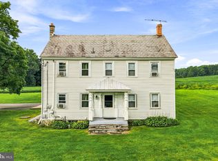 267 Long Mountain Rd, Effort, PA 18330