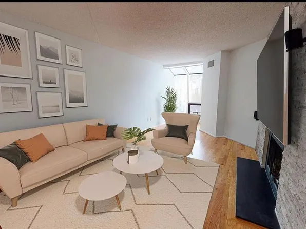 2301 Cherry St APT 4M, Philadelphia, PA 19103