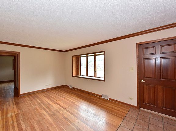 4th image of 202 Chandler Dr