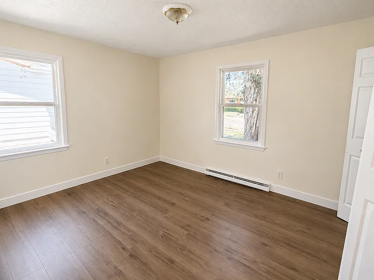 5140 Syracuse Rd — Photo 4