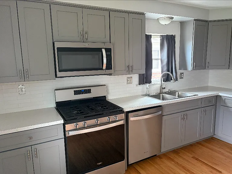 8949 Fox Ave — Photo 17
