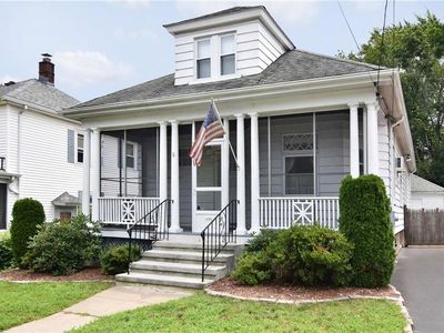 8 View St, Providence, RI, 02908