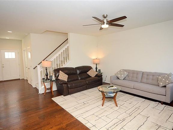 3rd image of 854 Bennetts Meadow Ln