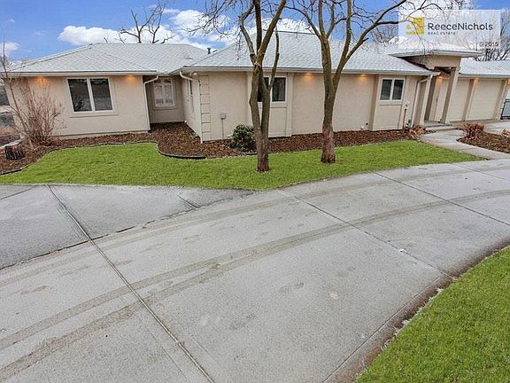 A wonderful home on a wonderful lot!