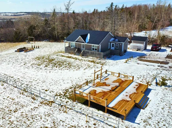 83 Old Cardigan Rd, Bedford Parish, PE C0A 1T0