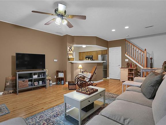 5th image of 5916 Marina View Dr #87