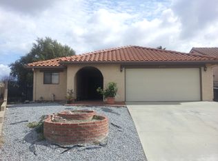 3807 Roxbury Dr, Hemet, CA 92545