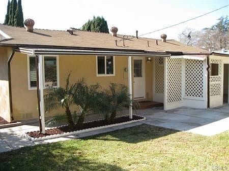 2nd image of 11863 Hollyview Dr