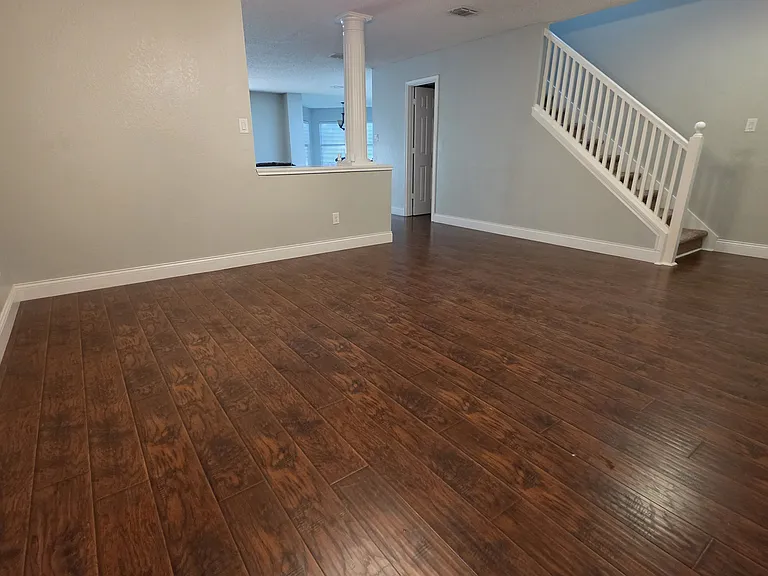 6511 White Oaks Ln — Photo 7