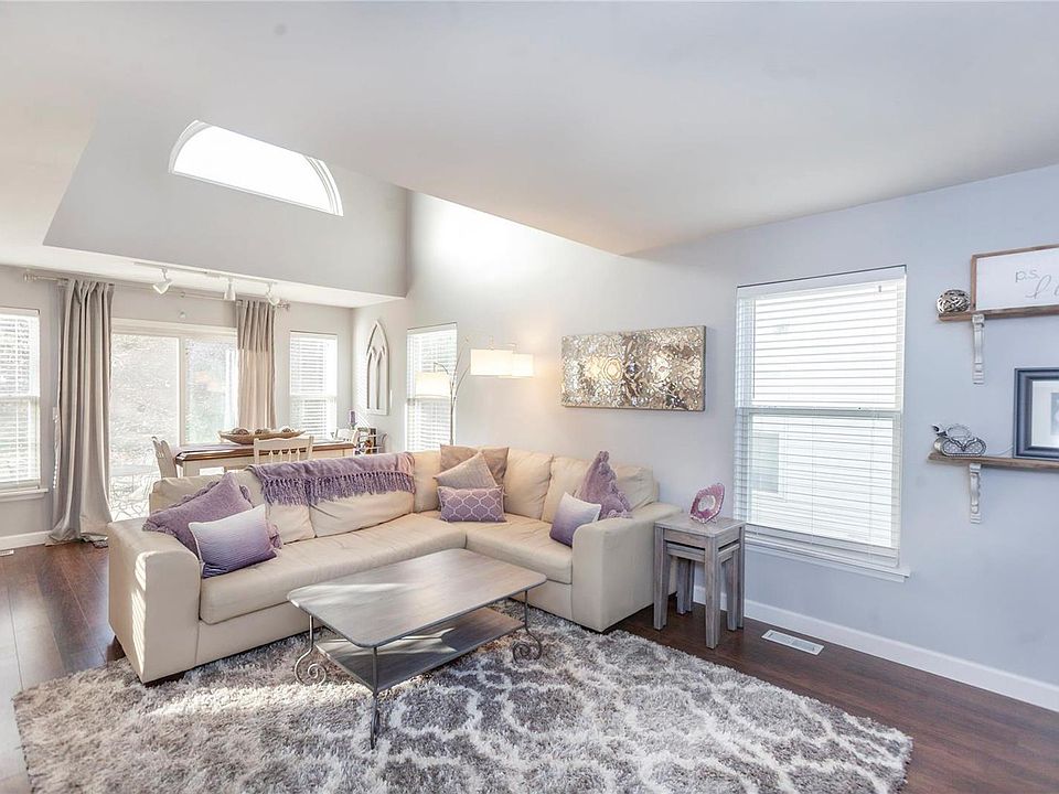 1067 Big Bend Crossing Dr, Valley Park, MO 63088 Zillow