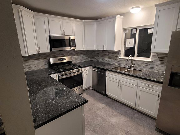 5th image of 4024 Avenue N 1/2