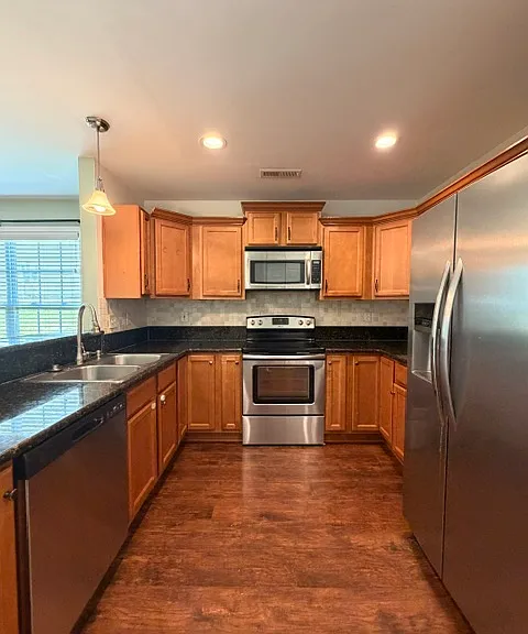 925 Corison Loop — Photo 10