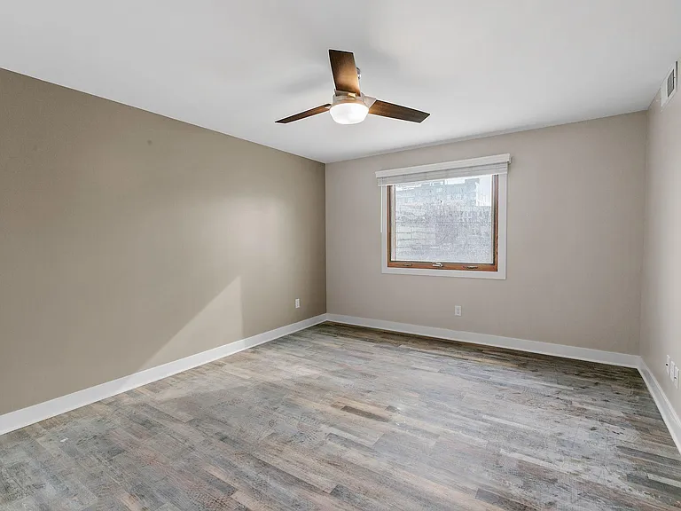 121 Washington Ave S #502 — Photo 11