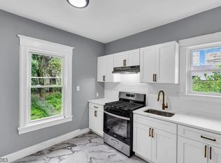 160 S 12th St #6C, Newark, NJ