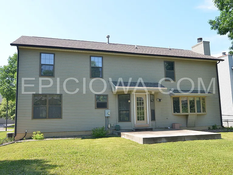 372 Willshire Ct NE — Photo 6