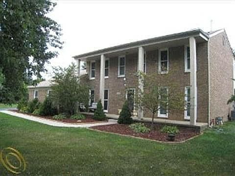 Gorgeous home on a private cul-de-sac. 