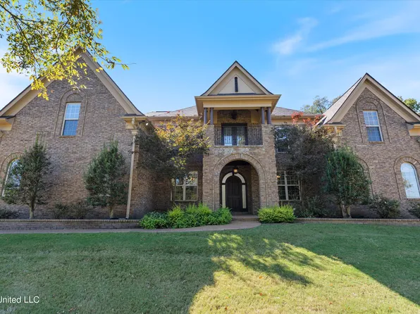 8495 Lake View Dr, Olive Branch, MS 38654