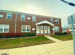 8 35th St #3, Ocean City, NJ 08226