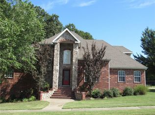 1801 NW Buckskin Ave, Bentonville, AR 72712