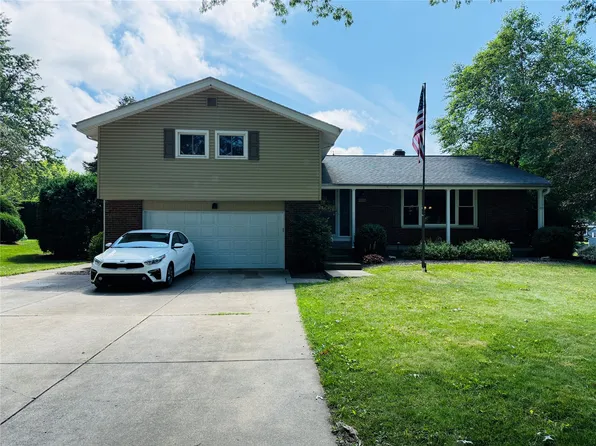 1502 Pasadena Dr, Erie, PA 16505