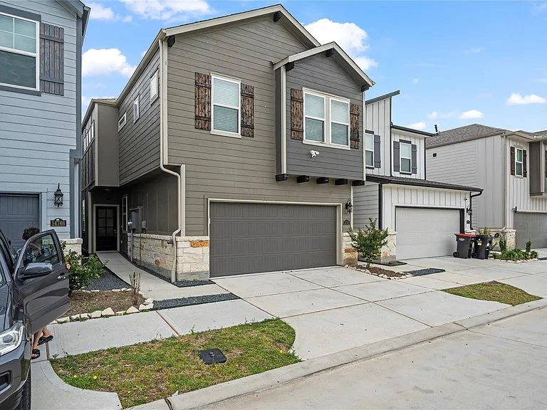 14742 Silent Gulf Ave — Photo 2