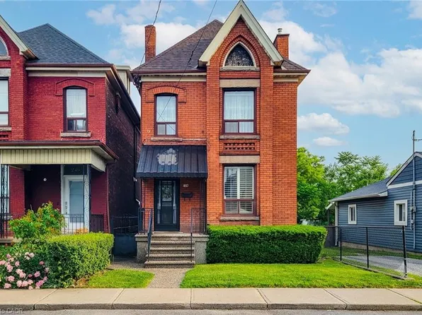 244 Hughson St N, Hamilton, ON L8L 4M3