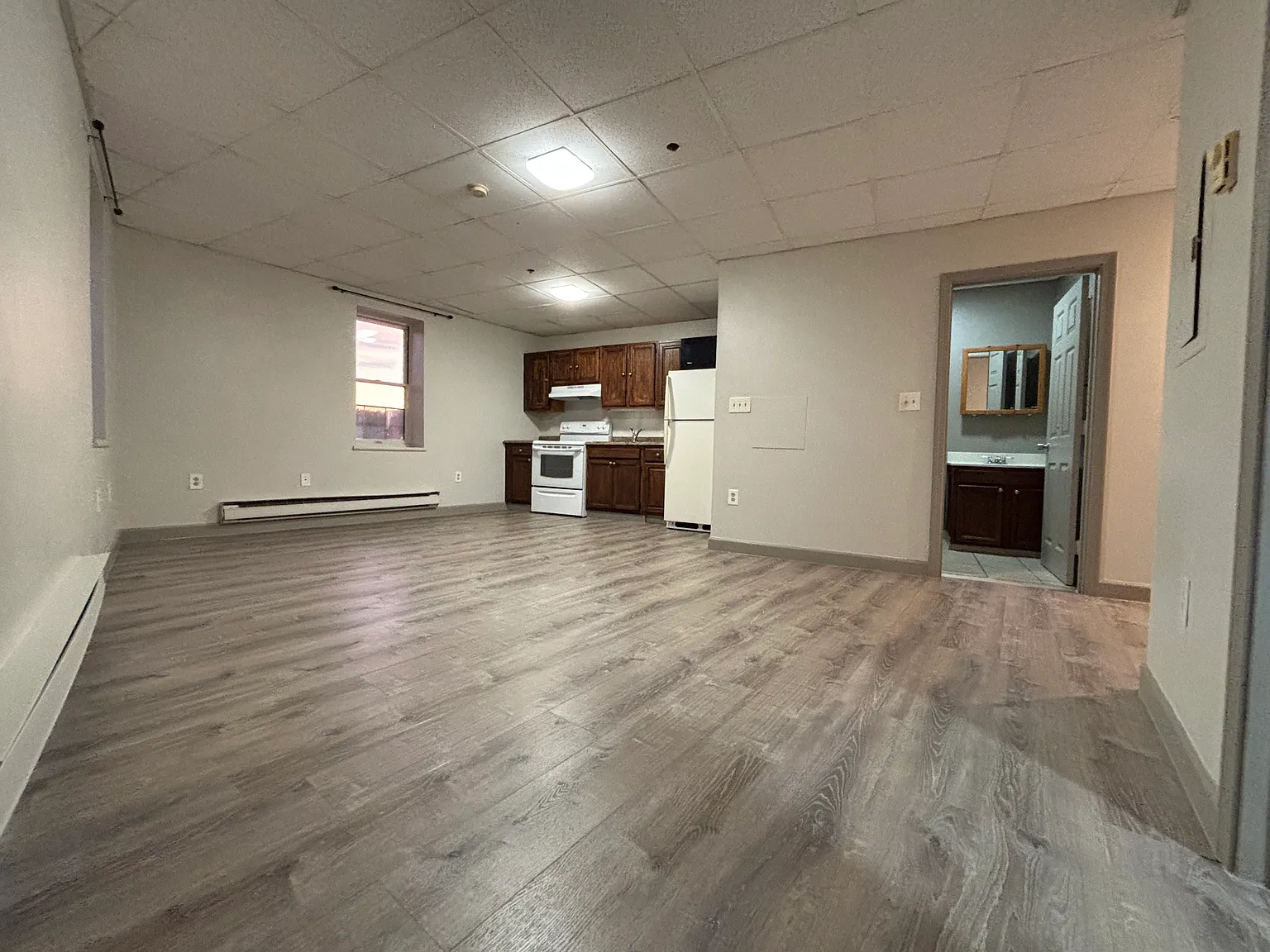 70 Baldwin St — Photo 4