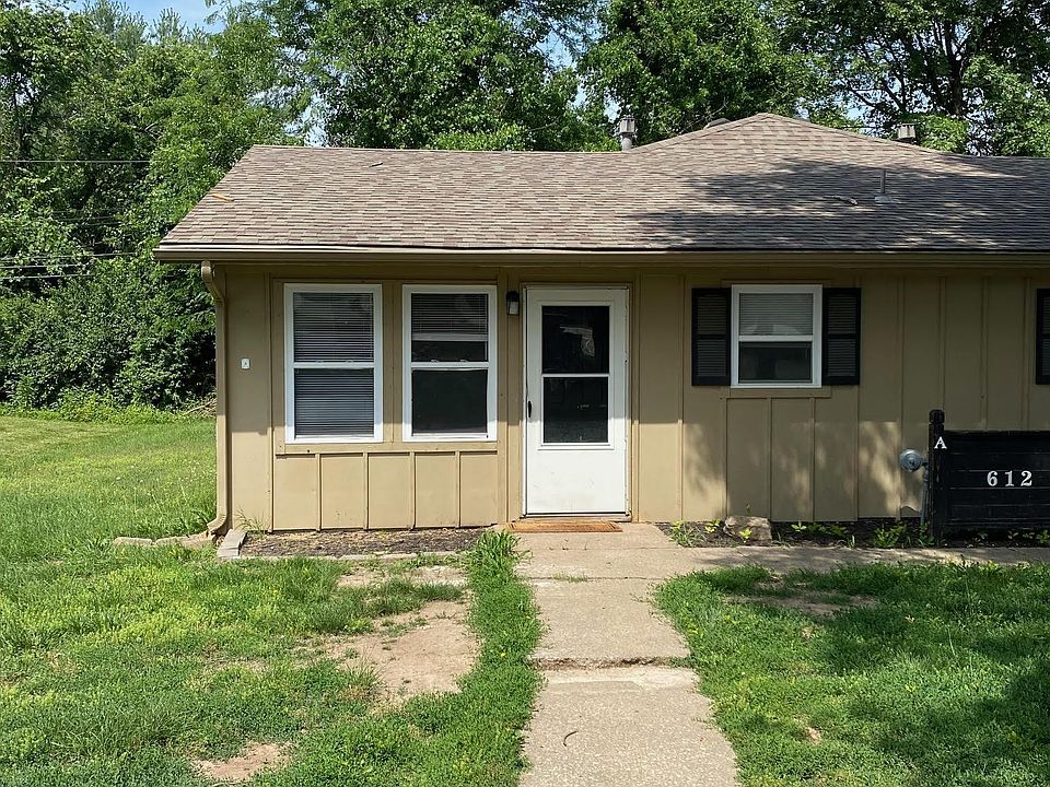 1st image of 612 NW Westvale Cir APT A