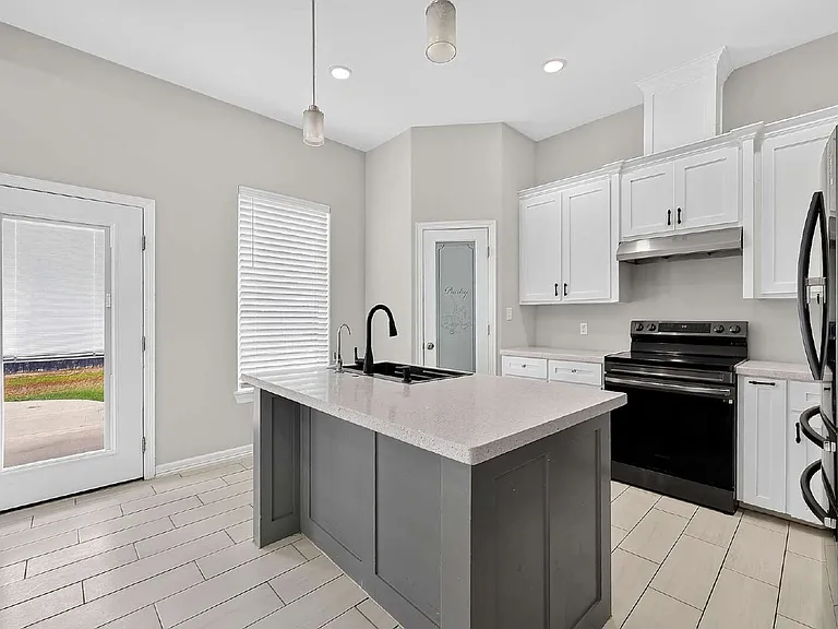 140 Spanish Oak Dr — Photo 4