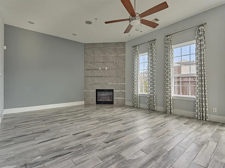 2113 Solstice Blvd — Photo 21