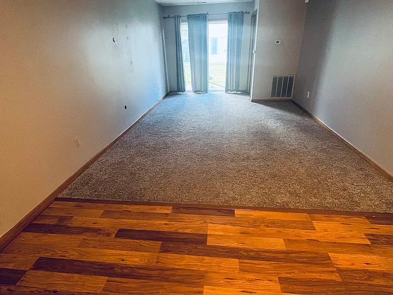 30158 Wedgewood Cir — Photo 4