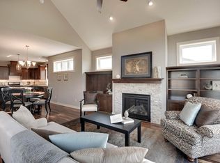 12141 Madison Cir, Rogers, MN 55374