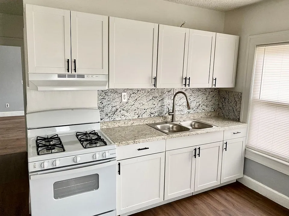 72 Cleveland Ave #2