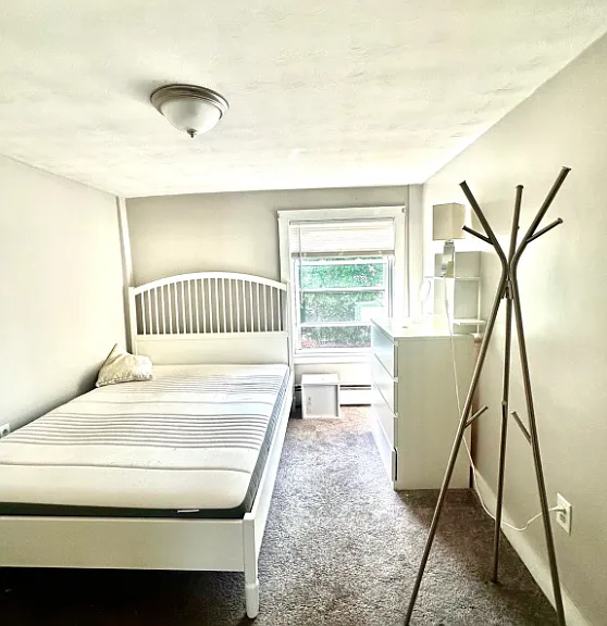 12 Wall St #1 — Photo 2
