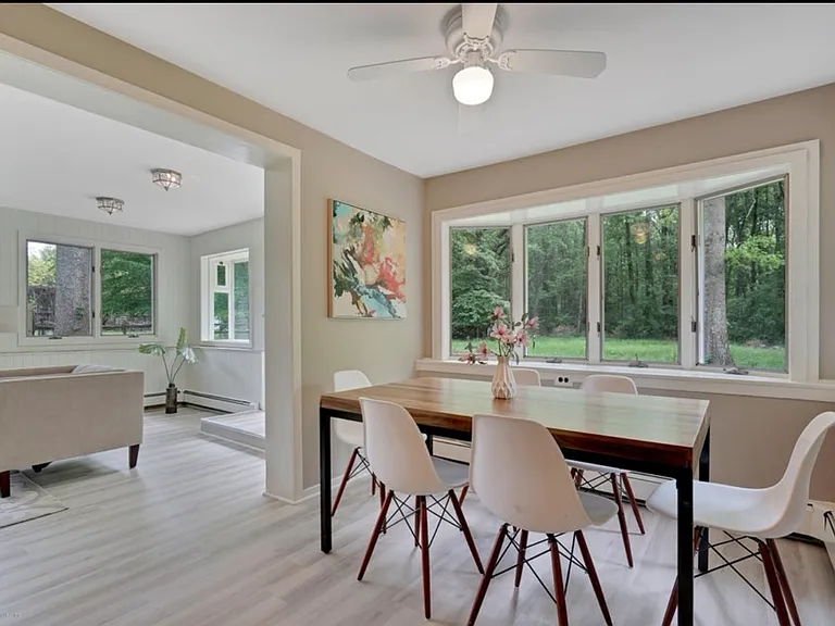 45 Tamara Dr — Photo 11