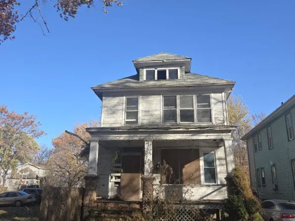 12341 S Parnell Ave, Chicago, IL 60628