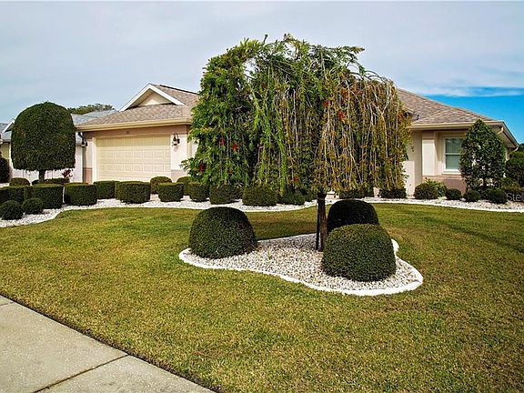 3rd image of 321 Caloosa Palms Ct