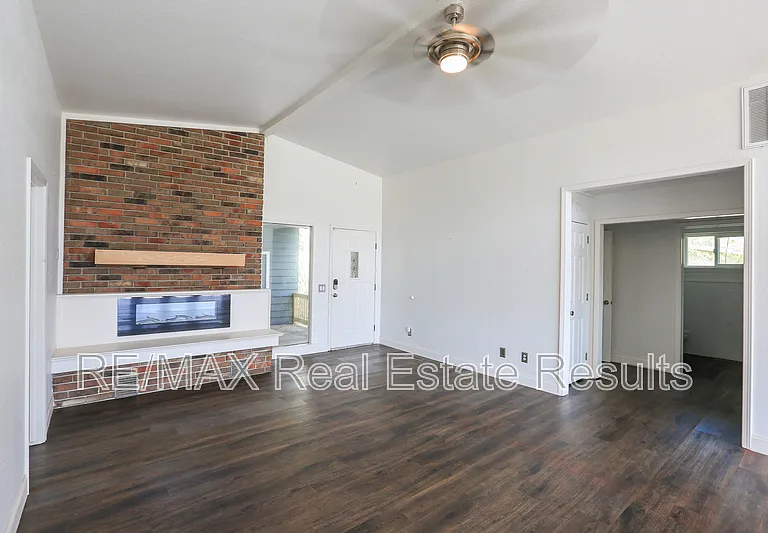42 Hope Dr — Photo 9