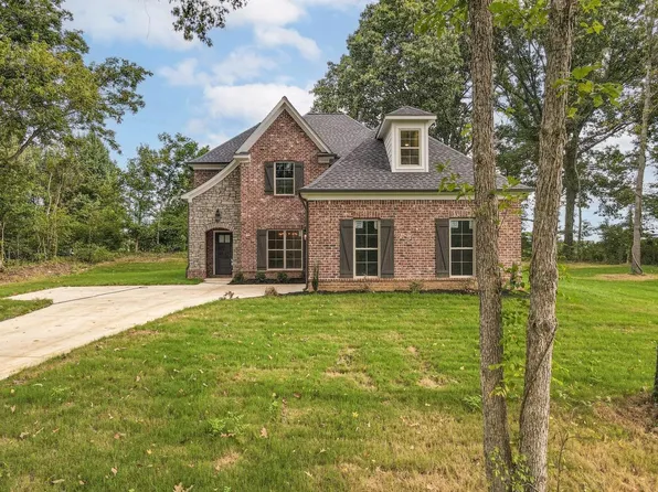 2198 Woodlawn Rd, Brighton, TN 38011