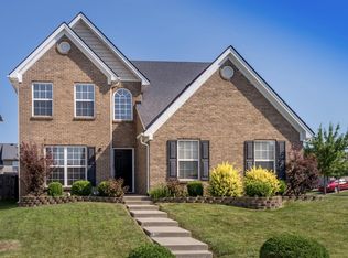 697 Cielo Vista Rd, Lexington, KY 40511