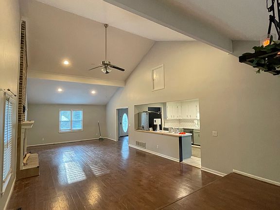 5th image of 206 Rodborough Rd