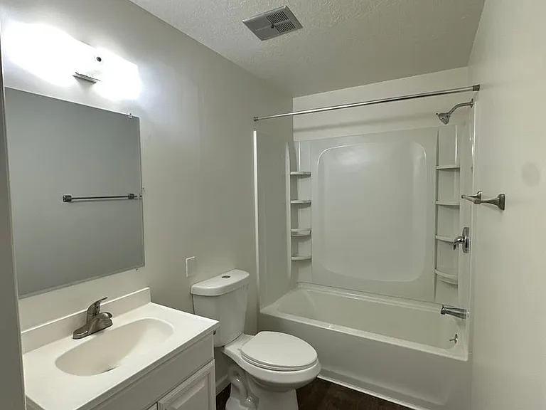 745 E Lazon Dr — Photo 11