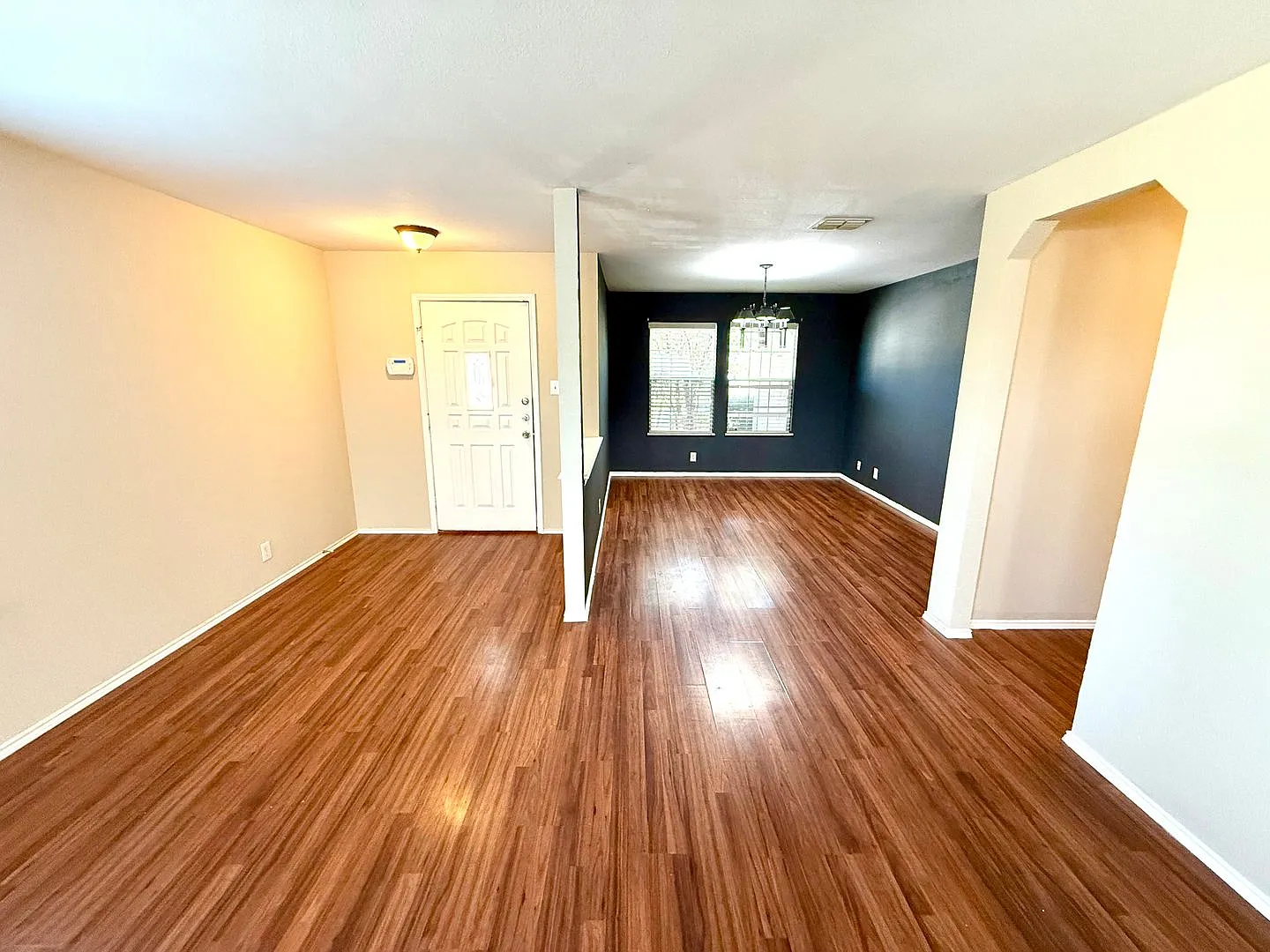 *Move In Special* Must See! Beautiful Corner Lot Home In Desirable Stone Oak! — Photo 4