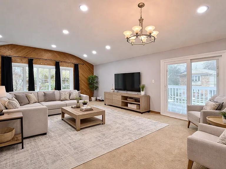 133 Hopkins Ave #2 — Photo 1