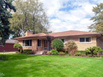 20001 Maxine St, Saint Clair Shores, MI, 48080