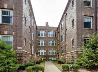 424 Hamilton St APT 1, Evanston, IL