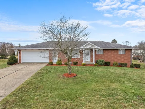117 Bainbridge Ctr, Coraopolis, PA 15108