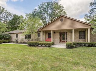 2069 Pinebrook Rd, Columbus, OH 43220