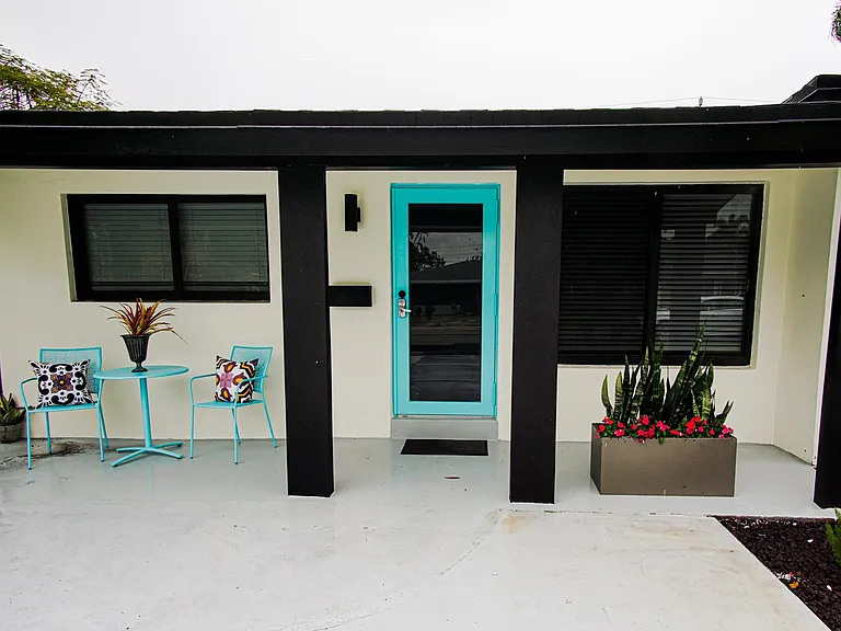 4680 NE 5th Ave — Photo 7